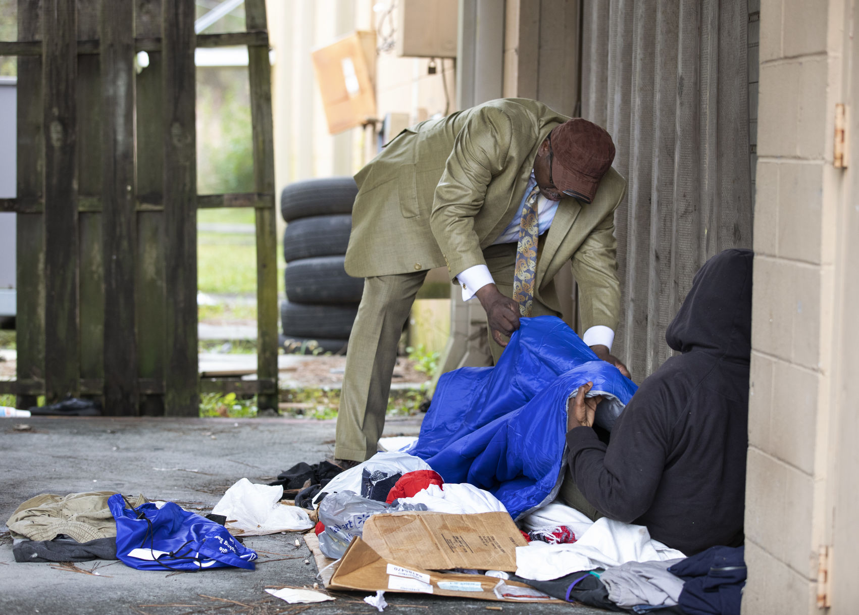 LP Homeless Sleeping Bags JUMP 02.JPG